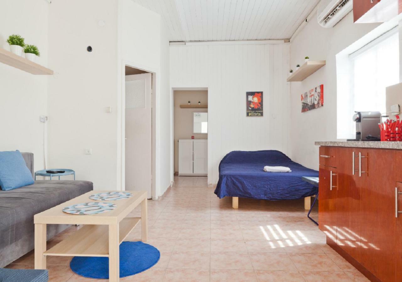 The Surfer'S Beach House Tel Aviv Eksteriør billede